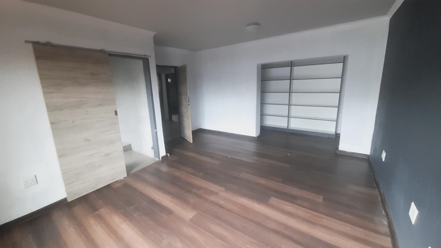 3 Bedroom Property for Sale in Kosmos North West